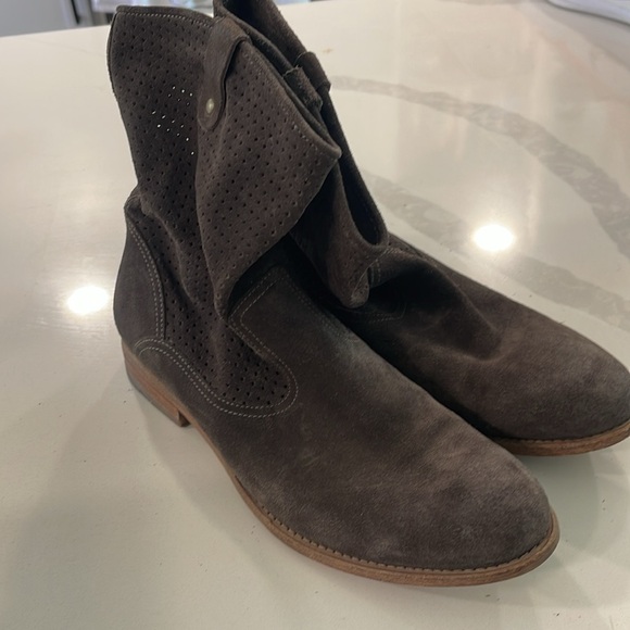 EUC N.D.C. Made by hand soft suede leather boots. - Picture 1 of 4